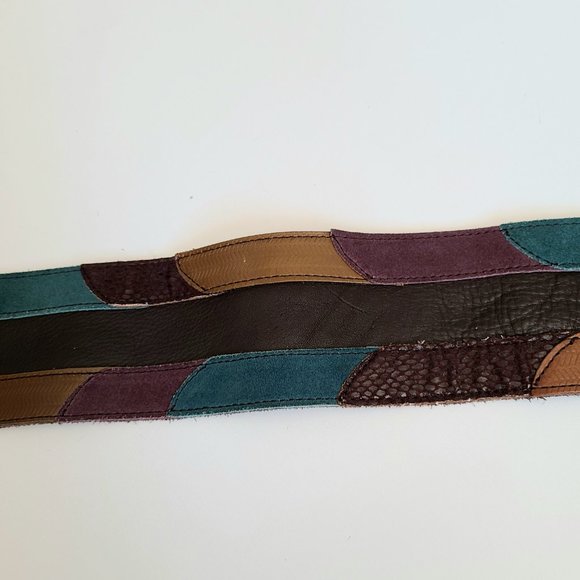 Fossil genuine leather multicolored belt with brass buckle. - Picture 7 of 9